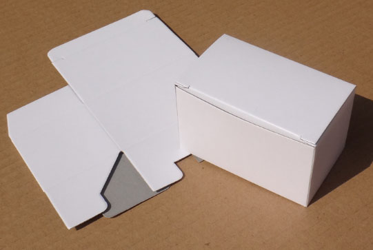 White-Lined-Chipboard-Boxes