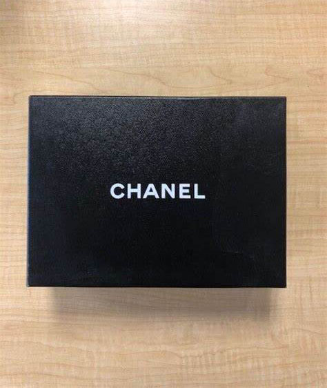 chanel-gift-box