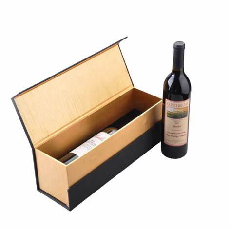 Cardboard wine gift box with magnetic